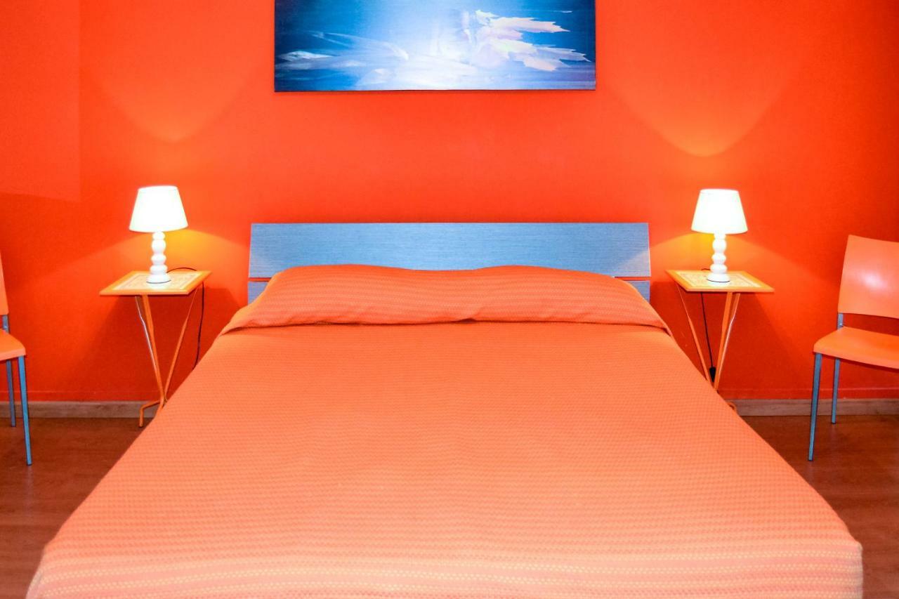 Cheap in Center Hotel Palermo Buitenkant foto